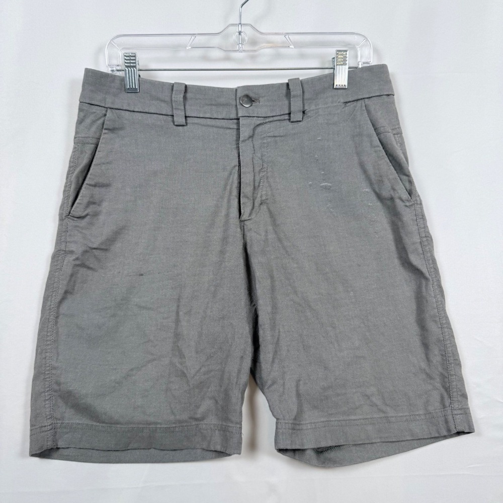 Lululemon Mens Gray Casual Shorts Size 30 Flat Front Athletic